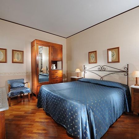 ונציה Hotel La Calcina מראה חיצוני תמונה