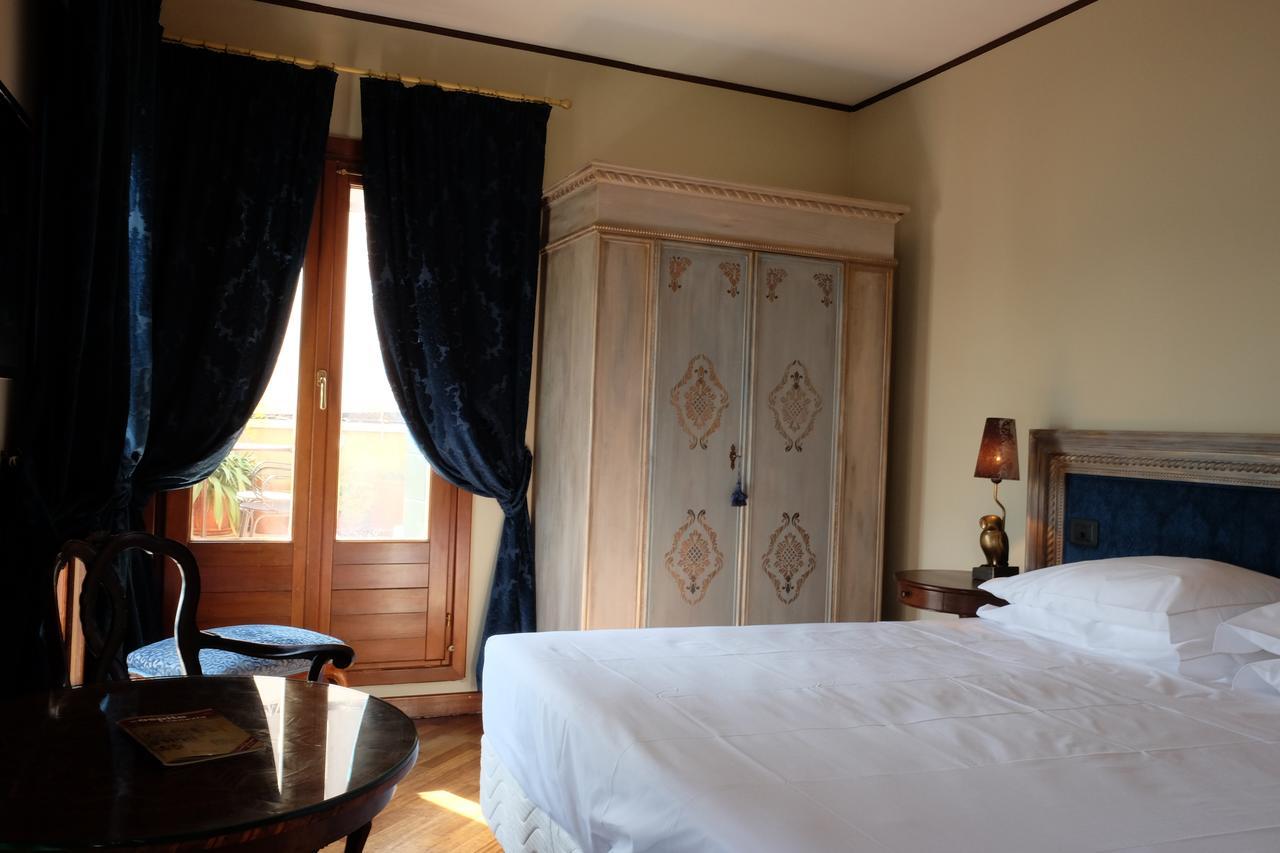 ונציה Hotel La Calcina מראה חיצוני תמונה