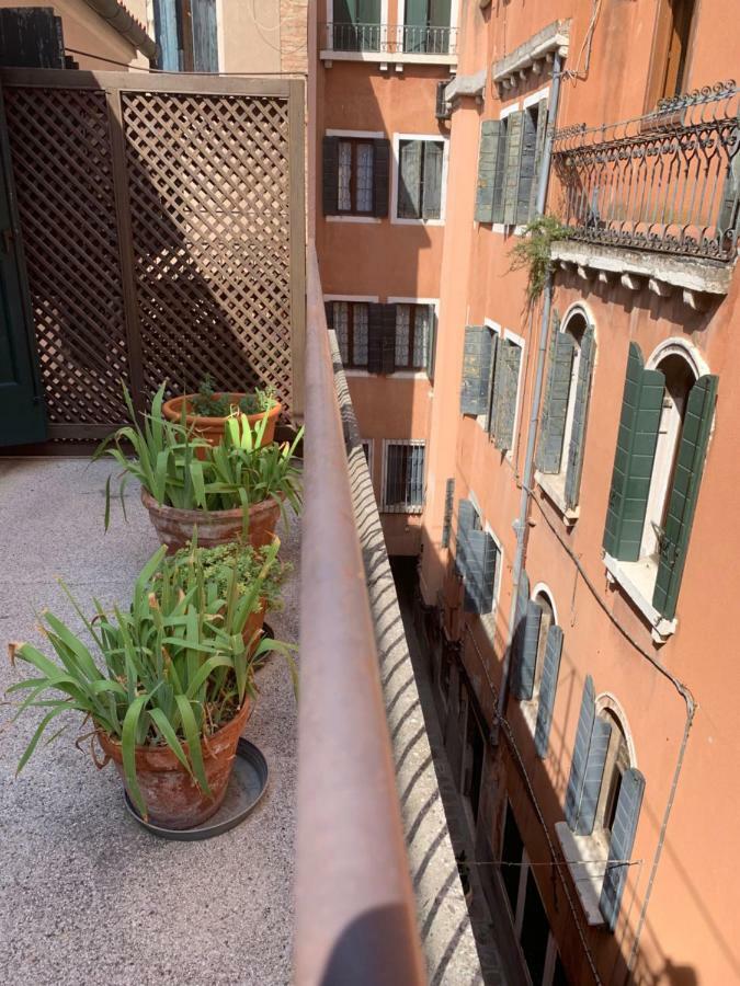 ונציה Hotel La Calcina מראה חיצוני תמונה