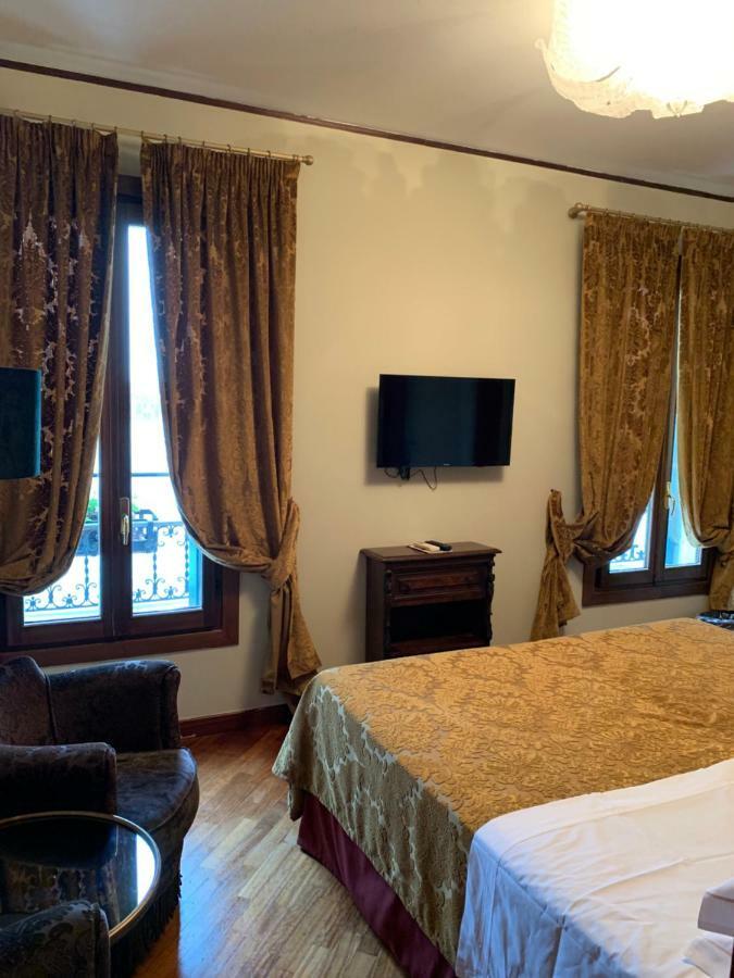 ונציה Hotel La Calcina מראה חיצוני תמונה
