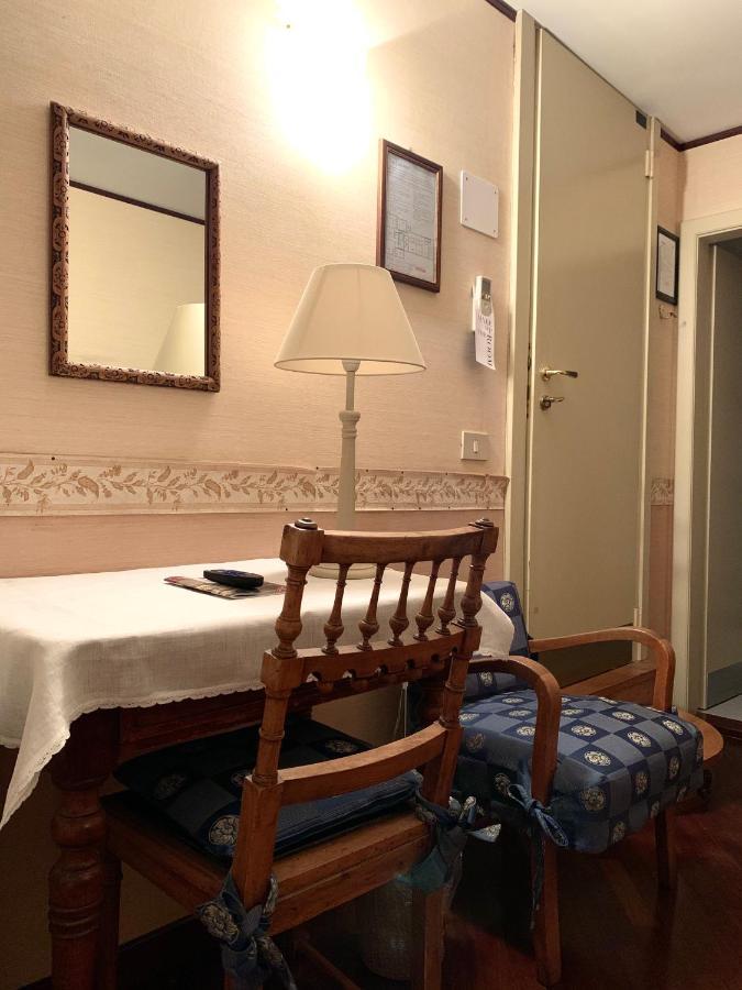 ונציה Hotel La Calcina מראה חיצוני תמונה